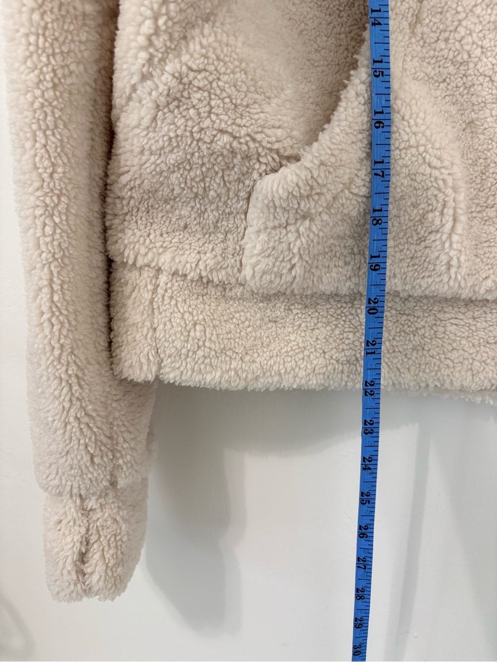 Lululemon Scuba Oversized Fleece Funnel Neck M/L Bone EUC - Picture 12 of 12